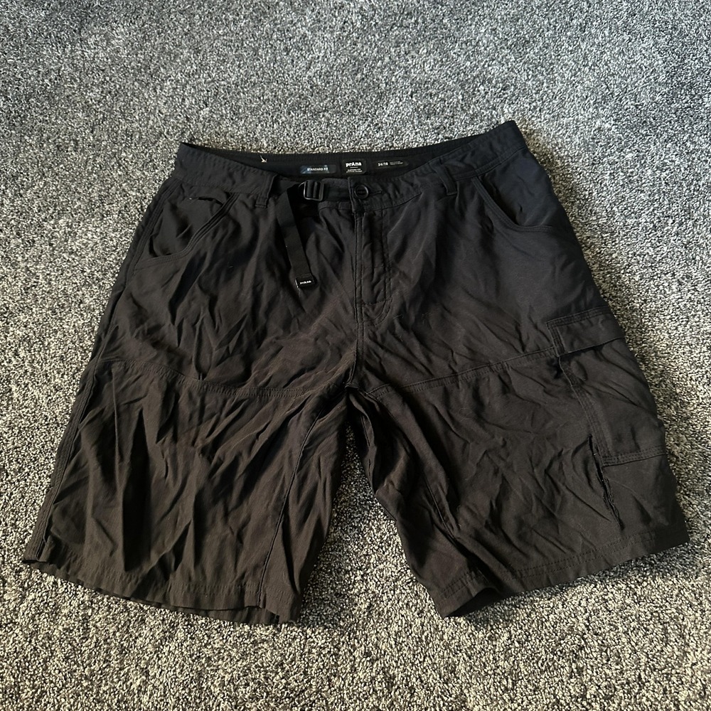 PrAna Shorts Mens 34 Black Nylon Hiking Cargo Stretch Belt 10 In Standard Fit